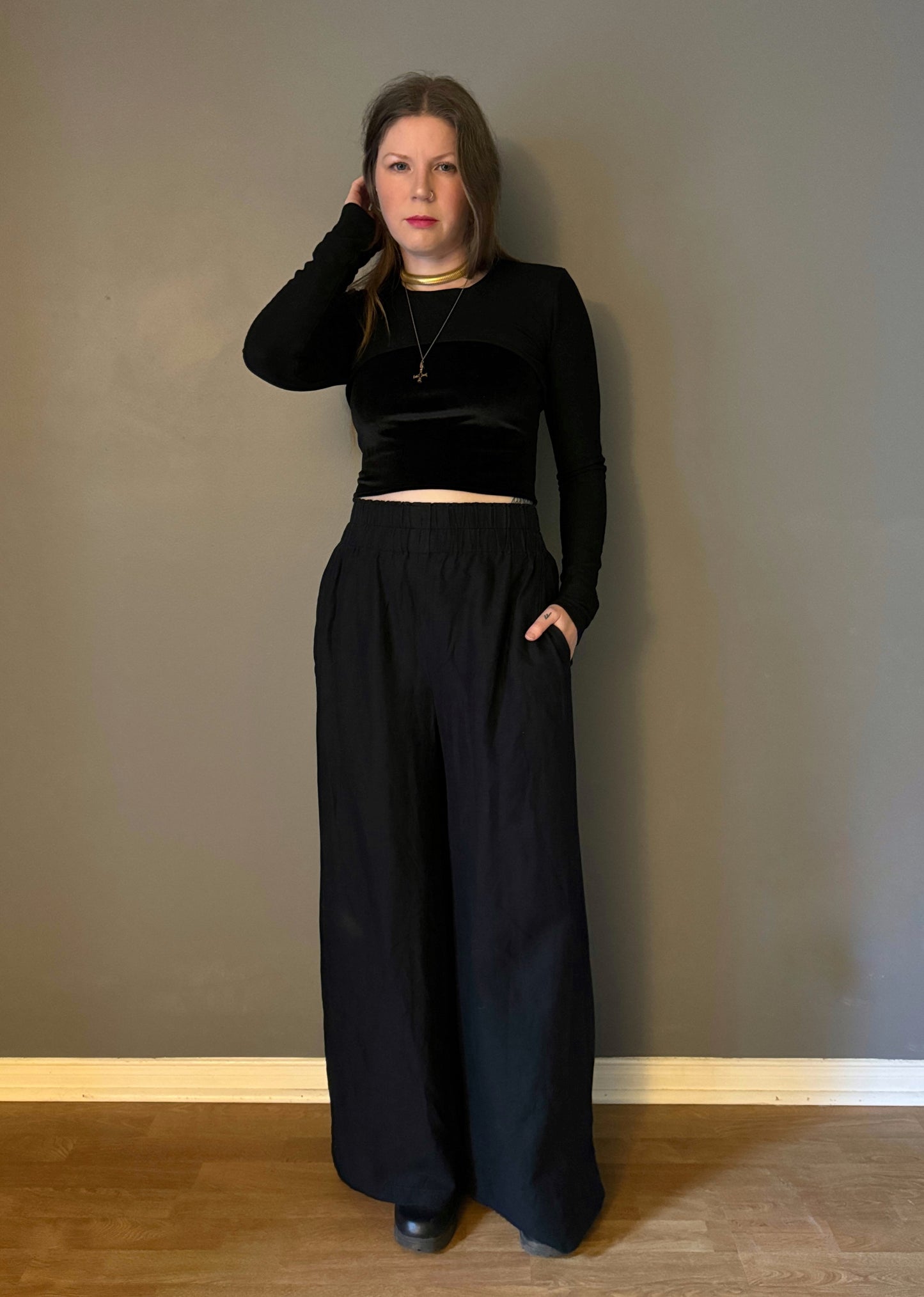 Wide leg pants
