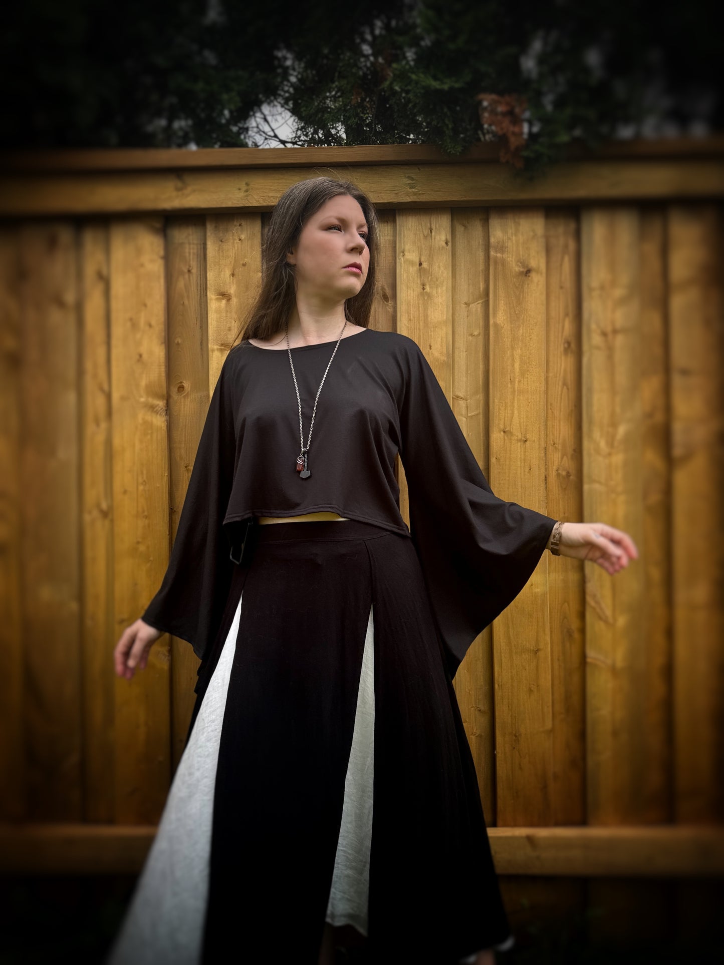 Hekate Crop