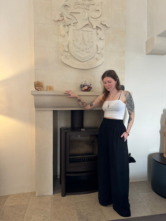Wide leg pants